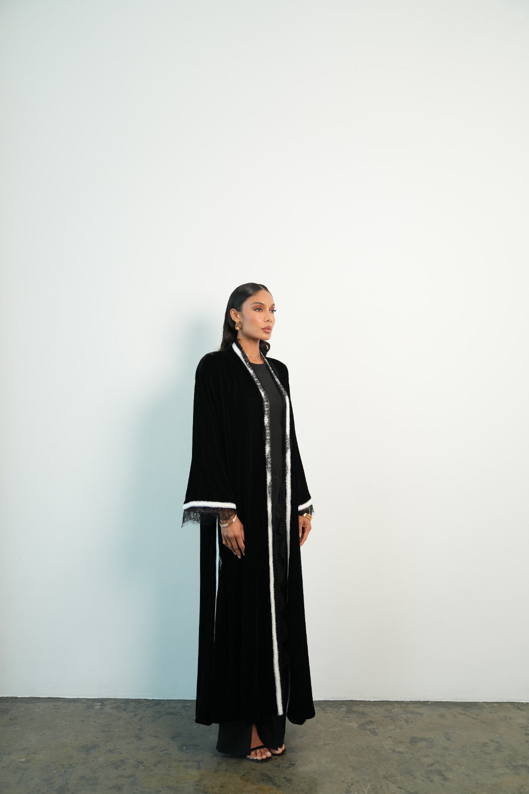 17 - black & baby pink velvet