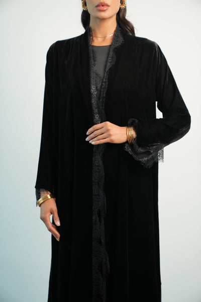 19 - black velvet & dentail